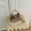 Bolso de Lunares para Mujer 2026 Nuevo Verano Exquisito Bolso de Mano Pequeño para Salir, Textura de Alta Calidad, Bolso de Hombro Cruzado Tipo Dumpling