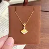 Xiaohongshu Nuevo Artículo Más Vendido Vestido Francés Retro con Diamantes Cepillados Colgante Moda Versátil Estilo Ins Collar Al Por Mayor
