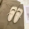 Sapatos Planos de Primavera e Outono 2026 Novo Estilo Francês Lindo de Boca Rasa Estilo Fada Versátil Estilo Chanel Mary Jane Sapatos Femininos para Uso Diário