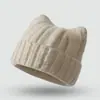 Bonito Gorro de Punto con Orejas para Mujer, Estilo Coreano de Otoño e Invierno, Versátil, Cálido, Protector de Orejas, Adelgazante para la Cara, Gorro de Lana de Punto para el Frío