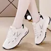 Zapatos Deportivos Transpirables de Malla para Mujer de Primavera y Otoño Nueva Versión Coreana Suela Gruesa Casual Suela Suave Zapatos de Correr Tipo Dad para Mujer
