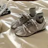 Zapatillas de Entrenamiento Plateadas Estilo Coreano Alemán para Mujer 2026 Nuevo Otoño con Cordones Ocultos para Aumentar la Altura Estilo Casual Academy para Mujer Suela Plana Zapatos Forrest Gump