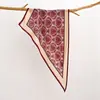 Bufanda Triangular Nueva de Primavera Retro Versátil para Mujer, Ligera y Transpirable, Pañuelo para la Cabeza para Viajes, Protección Solar, Chal Pequeño