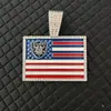 Colgante Cuadrado Grande de Hip-Hop Europeo y Americano con Diseño de Goteo de Aceite y Diamantes Completos, Patrón Rayado Azul, Blanco y Rojo, Accesorios para Colgante de Collar con Cierre Grande Fabricante