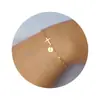 Pulseira de Letras Maiúsculas 26 Letras Nova Transfronteiriça da Amazon Pulseira com Pingente de Placa Redonda Cruzada para Mulheres Presente de Aniversário