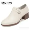 Zapatos para mamá Xiaiting de boca profunda nuevos para primavera y otoño, zapatos de una sola capa para mamás de mediana edad, tacón medio, tacón grueso, zapatos de cuero para mujer