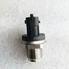 Sensor de Alta Presión de Combustible Common Rail de Alta Calidad para Motor Diésel 0281006117 3005793C1