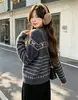 Cardigan Jacquard com Laço Feminino 2026, Gola Redonda, Botões de Madeira, Listrado Macio, Tricô Solto e Suave, Cinza