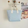 Bolsa Tote de Morango com Bolinhas para Mulheres, Fofa para o Trabalho, Grande Capacidade, Versátil, Moderna, Bolsa de Mão