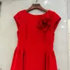 Vestido Sem Mangas Cintura Marcada Estilo Francês Nicho Vietnamita Europeu e Americano Novo Vestido de Comprimento Médio Vestido Elegante