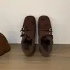 Sapatos Mary Jane Peludos Estilo Francês para Mulheres, Novo Modelo de Inverno 2025, Forrados com Lã Fleece, Espessados, Sapatos de Algodão Quentes, Slip-On, Aumento Oculto no Salto, Sapatos Individuais