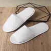 Pantuflas desechables antideslizantes para habitaciones de hotel y club, forradas de felpa y engrosadas, pantuflas tipo toalla de tela no tejida para hostelería y uso doméstico