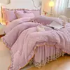 Modelo Nuevo 2026 Juego de Cuatro Piezas con Sábana Bajera Ajustable de Algodón Brocado Nube y Faldón de Cama - Amor a Primera Vista