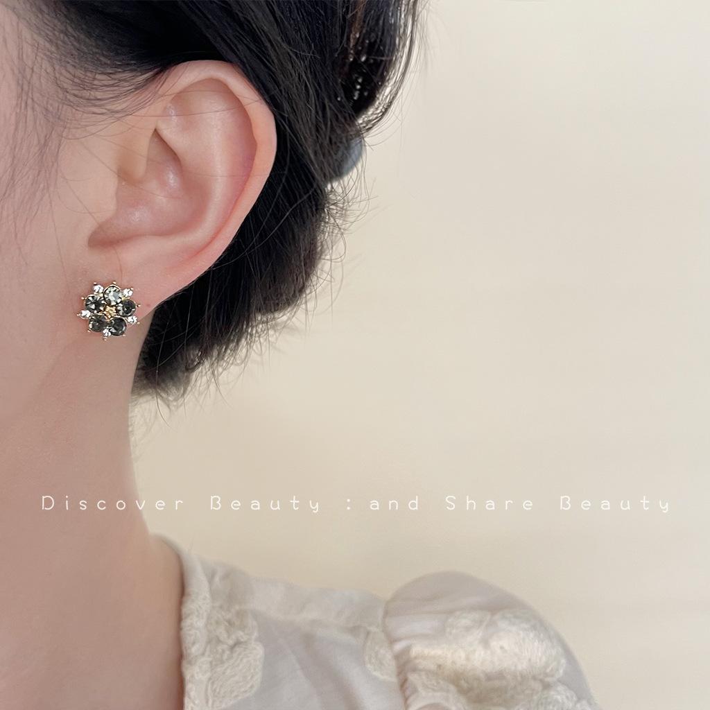 1_0033_居中长水印 拷贝 32