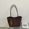Bolsa de Ombro Estilo Artístico Retrô 2026 Outono Nova Cor Sólida Simples Elegante da Moda Alta Aparência Bolsa de Ombro Única