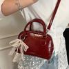 Bolsa Travesseiro Portátil de Alta Qualidade e Estilosa para Mulheres, Nova Bolsa Transversal da Moda Primavera/Verão para Mulheres, Bolsa Shell Versátil para o Dia a Dia