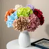 Ramo de Cinco Cabezas de Hortensias Artificiales con Acabado de Alta Gama, Adecuado para Arreglos Florales de Boda, Decoración de Hoteles y Hogares, y como Accesorio de Fotografía
