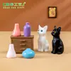 Paisaje en miniatura, jarrón de flores de colores simulado, figura de gato en blanco y negro, accesorios decorativos creativos para el hogar, pequeños adornos de escritorio