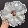 Scrunchie Floral Fresco Dongdaemun Coreano para Rabo de Cavalo Baixo, Elástico de Cabelo de Luxo com uma Vibe Delicada e Feminina