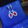 Venta Caliente Hebilla de Pendiente de Moissanita Roja Lujo Europeo y Americano para Mujer Color Rojo Paloma Diamante de Corte Redondo Pendiente Colgante Lateral con Pluma de Diamante con Certificado