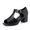 Moda primavera y verano boca de pez hebilla de una línea metal tacón medio bajo lateral bajo sandalias y chanclas casuales para mujer talla 35-41