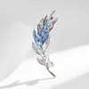 Broche Corsage de Perla de Agua Dulce de Trigo para Mujer Cristal de Fantasía de Alta Gama Nuevo Pin 2025 Pin Fijo para Cuello de Ropa