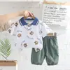 Traje de Manga Corta para Niños de Verano Nuevo Moda Infantil Calle de Moda Niños Verano Estampado Completo Cabeza de Oso Letra Traje de Manga Corta