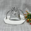 Pacote Ouro e Prata Calça com Bolso de Aba Bolsa para Embalagem de Joias Pequena Bolsa de Tecido Venda Direta da Fábrica Embalagem de Presente de Doce Bolsa de Armazenamento