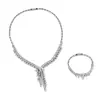 Set de borla con hojas florales y circonita, Juego nupcial de cuatro piezas para vestido de boda: collar, pendientes, pulsera y anillo, Conjunto de lujo ligero para vestido de noche