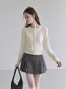 Suéter para Mujer Otoño Suelto de Manga Larga con Cuello Redondo, Hombro Normal, Botones al Frente, Color Sólido, Estilo Suave y Lindo, Top con Sentido del Diseño Adelgazante