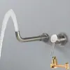 Grifo de latón macizo para lavabo, montado en la pared, preempotrado, acabado níquel cepillado, gris plomo, para agua fría y caliente