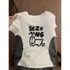 Camiseta Blanca de Manga Corta con Cuello Redondo de Diseño de Nicho para Mujer Moda de Verano Estilo Chica Picante Corte Ajustado Top Versátil con Personalidad ins