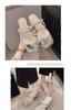 Sapatos Femininos 2024 Verão Nova Chegada Sandálias de Dedo Único com Strass Bico Quadrado Salto Grosso Transparente Sandálias para Uso Externo