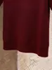 Camisa Polo Casual para Viajes, Color Borgoña, Corte Delgado, Cierre de Cremallera, Moda Coreana Delgada, Diseño Versátil, Tejido de Punto Color Sólido
