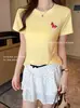 Camiseta de Manga Corta Lyocell Tencel para Mujer Bordado Diseño de Caballito Sentido de Diseño Versátil Estilo Coreano Holgada Adelgazante Camiseta de Manga Corta para Mujer Verano