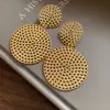 Pendientes Colgantes Redondos Huecos de Aguja Plateada, Sensación de Lujo Ligero y Gama Alta, Temperamento Exquisito y Elegante, Pendientes de Moda Estilo Europeo y Americano