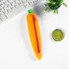 Bolsa de Lápices de Silicona con Dibujos Animados de Frutas y Verduras, Bolsa Creativa de Papelería para Estudiantes, Bolsa de Almacenamiento de Lápices Impermeable de Gran Capacidad