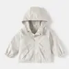 Chaqueta Infantil para Niños 2026 Primavera y Otoño Nuevo Estilo Chaqueta para Bebé Niños Color Sólido Solapa Diagonal Cortavientos
