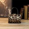 Bolsa de Couro Patentado para Mulheres 2026 Novo Modelo Luxo Leve Moda Bolsa Clip Almofada Couro Brilhante Bolsa de Mão Bolsa de Ombro Bolsa Pequena