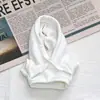 El Colgante de Hello Kitty Se Puede Usar para Vestir el Peluche Muñeco con Ropa, Conjunto de Falda y Impermeable de Puntos
