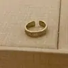 Anillo Vintage de Oro Café con Incrustación Completa de Diamantes, Elegante y Lujoso, Diseño Abierto Retro, Anillo Apilable para Dedo Índice