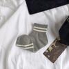Calcetines Blancos Estilo Japonés Mujer Ins Trendy Primavera y Otoño Calcetines de Media Caña para Mujer Calcetines de Algodón Calcetines Deportivos Rayados Calcetines Cortos Estilo Academia