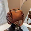 Elegante bolso plisado retro para mujer, nuevo bolso de moda 2026 con patrón de lichi, bolso cruzado con correa ancha