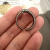 Anillo de pavo real plateado tridimensional retro simple para mujer en vivo hacer joyería antigua gancho lana con hilo fabricantes de artefactos al por mayor