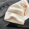 Gorro de Punto Bordado con Letras Estilo Coreano para Mujer, Otoño e Invierno, a Prueba de Frío, Cálido, Protege Orejas, Adelgaza Cara, Gorro Versátil