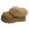 Novos Sapatos de Algodão Sapatos de Algodão Uso Externo 2026 Salto Médio Altura Pequena Aumento Veludo Plus Mules Solado Grosso Sapatos Peludos Feminino Castanho