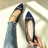 Zapatos de tacón bajo con estampado de leopardo cruzado para mujer 2026 Primavera/Otoño nuevos de boca poco profunda punta fina talla grande zapatos de temperamento para mujer al por mayor
