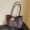 Bolsa Tote Estampa de Leopardo Feminina 2026 Nova Tendência Outono Popular Retro Bolsa de Trabalho Grande Capacidade Ombro Único Bolsa Mãe e Filho