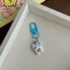 Llavero de Fruta Kt Cat Ropa Colgante para Bolso de Niña Colgante de Dibujos Animados Estudiante Adorno de Resina Accesorio Pequeño Regalo