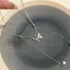 Varias Formas de Llevar ~ Cadena para Clavícula con Borla de Mariposa para Mujer Estilo Cool de Instagram Accesorios de Alta Gama Collar Popular Elegante y Suave